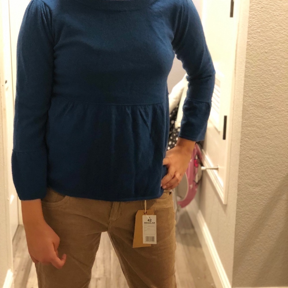 NWT Tulle sweater.  Wool Sz M